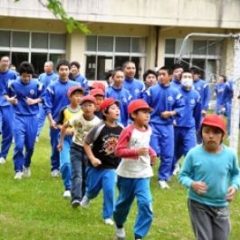 Evacuation drills for schoolchildren in Kamaishi
